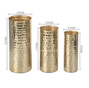 Vases à fleurs cylindriques martelés en métal doré pour la décoration de maison et d'hôtels de table Vase floral fait main - Product Image 5
