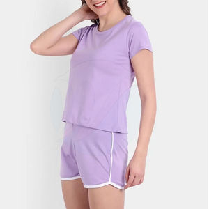 Ensembles pour femmes Tenues deux pièces d'entraînement décontractées T-shirts à manches courtes et shorts Ensembles de survêtement Streetwear 100% coton Service OEM - Product Image 3