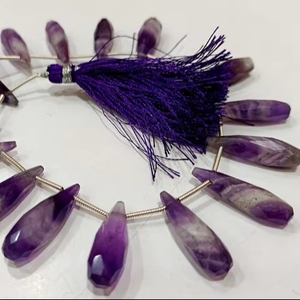 Amatista natural bio forma de lágrima Briolette 8x25mm cuentas de piedras preciosas vendidas por hebra 8 pulgadas de largo cuentas de gran calidad - Product Image 1