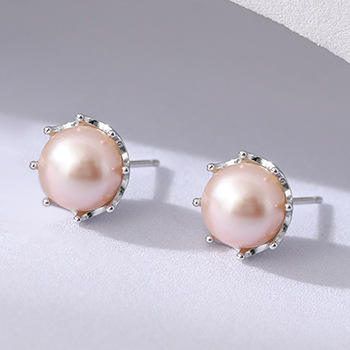 Pearl earrings (Purple)