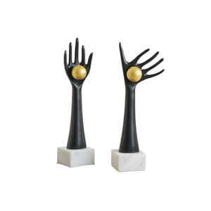 Mains en laiton tenant des boules pièce maîtresse de table pièce maîtresse élégante pour la décoration intérieure ou les affichages d'artefacts - Product Image 1