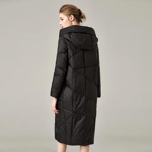 Veste d'hiver personnalisée pour femmes en gros manteaux de canard courts et chauds col à capuche coupe-vent grande taille coton imperméable respirant - Product Image 5