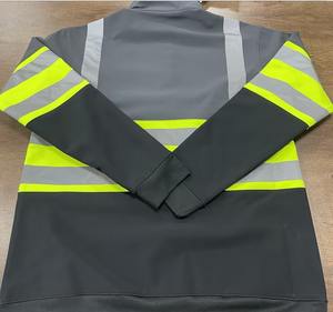 เสื้อแจ็คเก็ตสะท้อนแสงแบบกำหนดเองสำหรับขายส่ง เสื้อแจ็คเก็ตนิรภัยสำหรับงานก่อสร้างในฤดูหนาว มีกระเป๋าหลายช่อง - Product Image 2