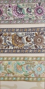 Lacets brodés à la machine sur mesure dans des motifs et des couleurs floraux pour robes de mariée et vêtements et pour la revente. - Product Image 5