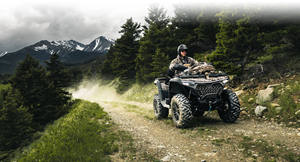 Nouvelles motos CForces 1000 Touringss de qualité supérieure, modèle 2026, en vente avec garantie de 3 ans - Product Image 3