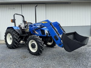 Suministro rápido de New Hollands 8340 Tractor 4WD Tractor New Holland usado con buen rendimiento - Product Image 5