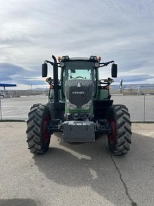 FOURNISSEUR VERIFIÉ DE TRACTEURS AGRICOLES Fend t 824 240HP 2012, qualité supérieure pour l'agriculture et les travaux lourds - Product Image 2