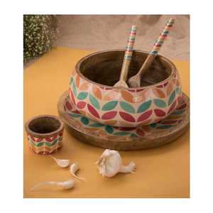 Ensaladera de Madera Ecológica Hecha a Mano con Acabado Esmaltado Pulido, Apta para Lavavajillas, Personalizable para Espacios de Comedor Contemporáneos - Product Image 5