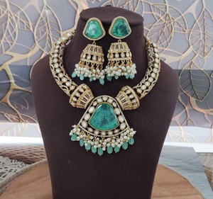 Qualité supérieure Or Mat Moissanite Polki Monalisa Perles Doublet Pierre Collier Ensemble De Bijoux De Luxe Parfait Pour La Fête - Product Image 2