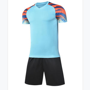 Setelan Seragam Sepak Bola, Setelan Seragam Sepak Bola Lengan Pendek Cepat Kering, Desain Logo Kustom, Set Seragam Katun 100% - Product Image 1