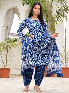 Ensemble Salwar Kameez en coton imprimé floral bleu pour femmes avec pantalon Patiala et Dupta, tenue ethnique pour les fêtes d'été - Product Image 5