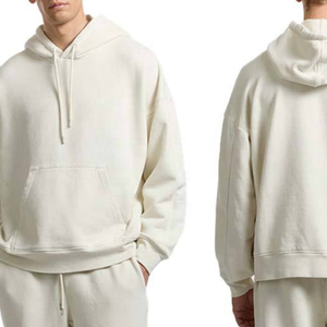 Ensemble survêtement streetwear oversize en coton 100% de haute qualité pour homme, idéal pour l'hiver, avec logo imprimé en relief. - Product Image 2