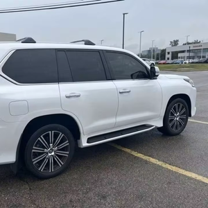Lexus LX 570 SUV USADO 2023 Económico y Rentable - Product Image 1