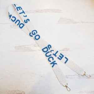 Ceinture de sangle de sac à main perlé avec impression de patte de broderie à la mode élégante avec finition artisanale de luxe et appel de gentillesse par Hiba Enterprises - Product Image 5