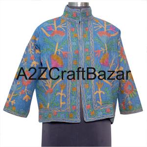 Veste bomber vintage pour femme A2ZCraftBazar, broderie Suzani, faite à la main, en coton indien tricoté, écologique, style bohème, hiver, fleurs - Product Image 1