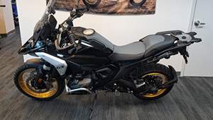 Motocicleta Todoterreno B.M.W R1300 GS 2026 con Motor Bicilíndrico de Cuatro Tiempos - Product Image 5