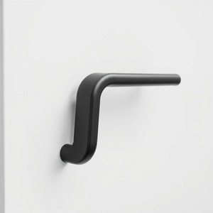 Poignée de porte décorative en aluminium avec corps lisse et bords fins conçue pour les appartements de luxe et l'architecture intérieure raffinée - Product Image 3