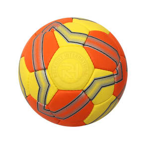Ballon de football d'entraînement extérieur léger de haute qualité avec un nouveau design pour les équipes de football - Product Image 3