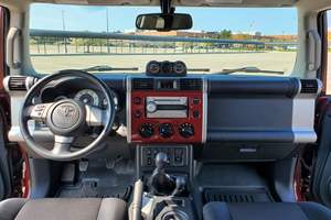 รถยนต์มือสอง โตโยต้า เอฟเจ ครุยเซอร์ ปี 2010 พวงมาลัยซ้าย/ขวา - Product Image 2