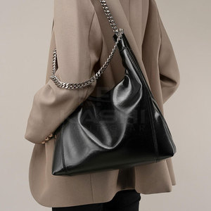 Sac à main pour femme en cuir véritable, design tendance, fermeture éclair, imperméable, léger, à porter à l'épaule ou en bandoulière, pour les voyages, le travail, les courses - Product Image 4