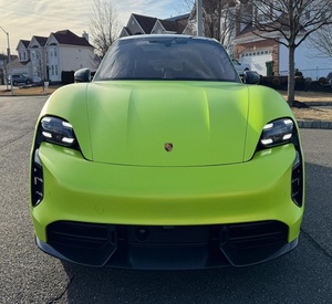 PO RSCHE TAYCAN GTS 2022 d'occasion, conduite à gauche/droite - Product Image 1