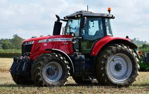Tractor agrícola nuevo Massey Ferguson MF S1300-a 120hp Tractor - Product Image 3