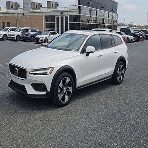 Volvo V60 Cross Country B5 Plus 2024 Usado en Excelentes Condiciones - Product Image 6