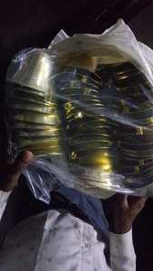 Campana de Viento de Hierro Pulido Chapada en Oro de 3.5 Pulgadas con Estilo Musical de Impresión Troquelada para Decoración del Hogar - Product Image 2