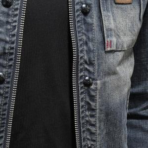 Vente en gros Vestes en jean Streetwear Veste en jean style simple pour hommes Nouvelles vestes décontractées en jean Boutons teints en noir délavé vintage - Product Image 6