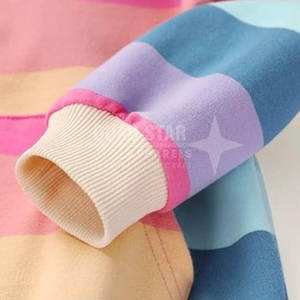 Sudaderas con capucha para niños de diseño personalizado, hechas de algodón, ligeras, transpirables, de alta calidad, básicas, a precio económico. - Product Image 5