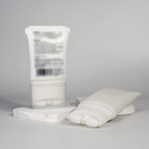 Chất lượng cao biểu tượng tùy chỉnh mềm ống kim loại Balls Eye Roll-on massage kem ống thiết kế mới chăm sóc da Kem chống nắng hợp kim Applicator - Product Image 3