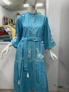 เดรสชายหาดสไตล์โบฮีเมียนยาวปักลายแขนทรัมเป็ตคอวีแยกเอว-100% ผ้าฝ้ายทอทรงหลวมพอดีตัว - Product Image 4