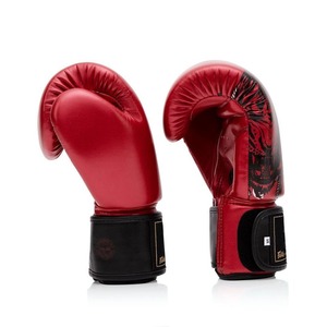 นวมชกมวย Fairtex รุ่น Pro หนังคุณภาพสูง สีแดง น้ำหนักเบา กันน้ำ แบบผูกเชือก สำหรับฝึกซ้อมและต่อยมวยไทย - Product Image 1