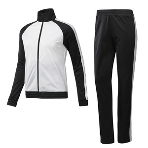 Chándal de mujer elegante Conjunto de chándal de dos piezas de terciopelo de GGSPORTS - Product Image 1