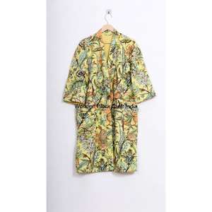 Kimono Acolchado Hecho a Mano, Ecológico, 100% Algodón Orgánico, Estilo Kimono, Estampado Floral Bohemio para Mujer - Product Image 1