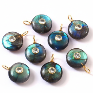 Flashy Labradorite Ronde Lâche Pierres Précieuses Pendentif Incrustation Pendentif De Mode Charme Bijoux Pour Elle 925 Argent Plaqué Or Double Pierre - Product Image 5