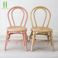 Chaise en rotin pour enfants en bois massif chaise de salle à manger pour tout-petits siège en rotin tissé couleur pastel personnalisé fête d'enfants événement prix d'usine