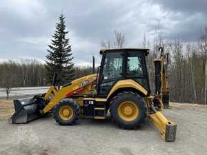 Retroexcavadora Usada Caterpillar 420F 4x4 Modelo 2022, Carga Nominal de 15 Toneladas, Motor Caterpillar, Bomba Hidráulica Parker, Caja de Cambios de 70KW - Product Image 6