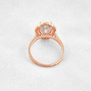 Elegante Verragio Collection Premium Wedding Ring Unique Moissanite y Halo Oval Cut Elegantes Anillos de Moissanite - Product Image 5