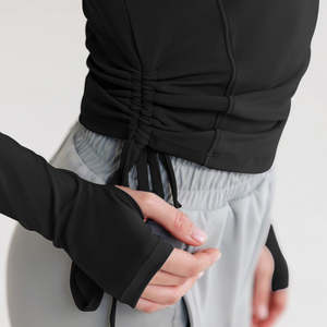 Top Deportivo Corto para Yoga Summit Negro - Product Image 5