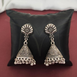 Estilo Norte plata oxidada pulido antiguo diseño elegante fiesta desgaste accesorios de joyería oxidado Jhumka pendientes conjuntos de joyería - Product Image 1