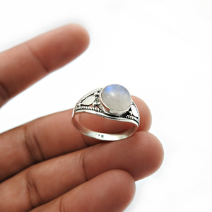 925 Sterling Silver Natural Rainbow Moonstone Round Shape Classic <b>Ring</b> for Woman <b>Girls</b> Handmade Fine Jewelry Bulk Supplier India - Product Image 4