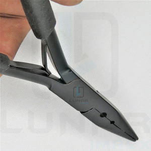 Petit kit d'outils d'extension de cheveux facile à transporter de couleur noire mate avec disponibilité d'étiquetage de logo de marque personnalisé - Product Image 2