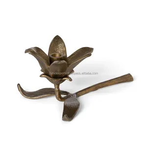 Bougeoir en métal de luxe pour la décoration intérieure moderne et l'utilisation de cadeaux Bougeoirs de mariage à cravate noire fabriqués par les exportations zahid en Inde - Product Image 1