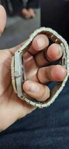 นาฬิกาอะนาล็อกด้านหลังทำจากสแตนเลสเพชรประดับโทนสีทอง14K - Product Image 3