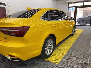 Vinilo Autoadhesivo Removible de PVC con Efecto Satinado Metálico, Color Amarillo Hoja de Arce, para Envoltura de Autos, Protección de Pintura Automotriz - Product Image 2