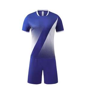 Uniforme de fútbol hecho en Pakistán con precios al por mayor en 100%, uniformes de fútbol cortados y cosidos perfectamente de alta calidad 2024 - Product Image 6