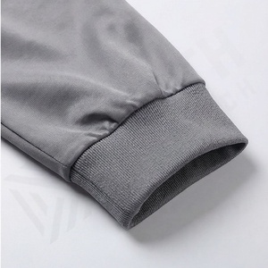 ชุดวอร์มวิ่งออกกำลังกายสำหรับผู้ชาย แบบขายส่ง รับทำโลโก้  วัสดุคุณภาพสูง ชุดกีฬาสีตามสั่ง - Product Image 6