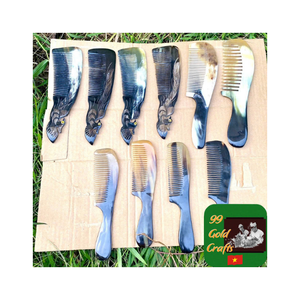 Proveedor de Peine de cuerno de búfalo pulido hecho a mano duradero, peine Natural para el cuidado del cabello, peine suave para el cuidado de la barba para el peinado diario - Product Image 4
