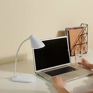 Lámpara de Escritorio LED con Carga Inalámbrica DK-104 - Product Image 4